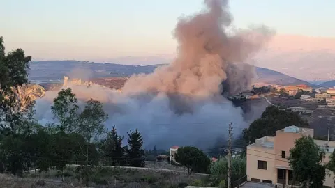 Israeli Airstrikes Hit Southeastern Lebanon