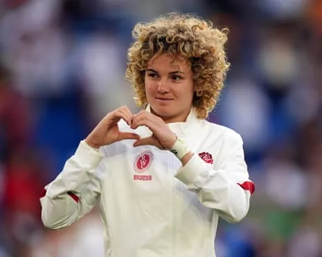 England's Kildunne and Hannah Botterman Ready to Take On France in Last Four Clash